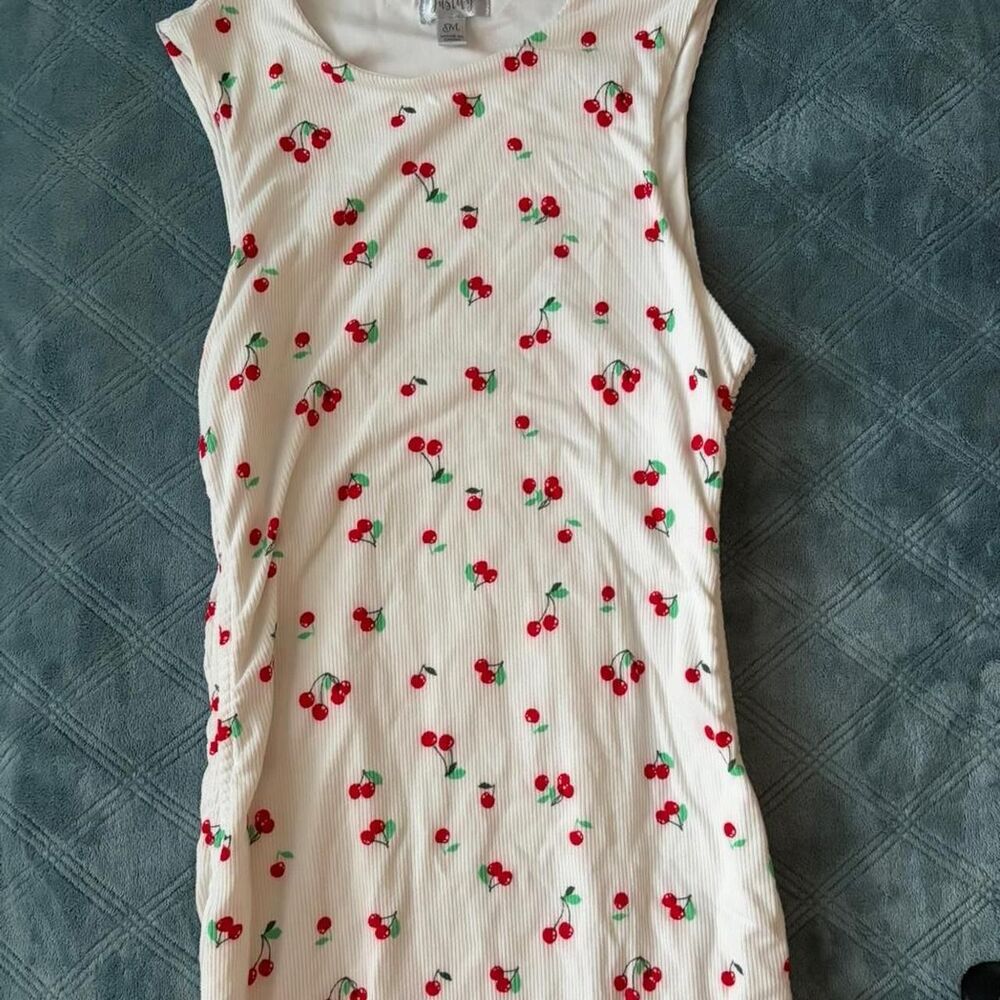 Unbranded Women's White and Pink Dress